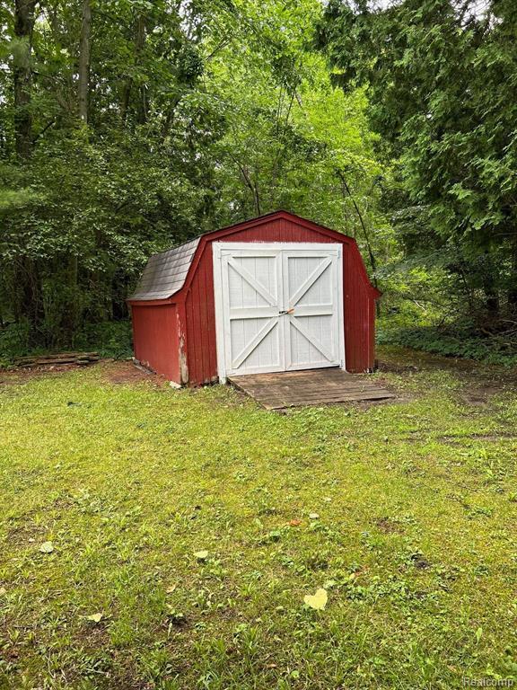 3585 Bowers Road, Attica, MI 48412