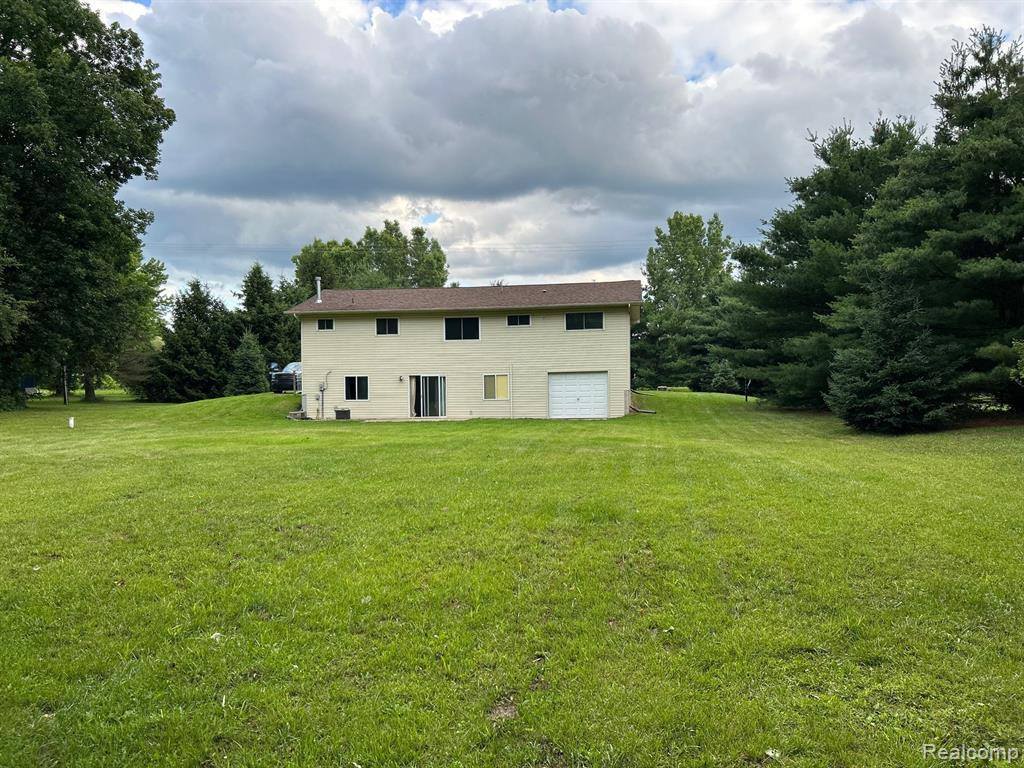 3585 Bowers Road, Attica, MI 48412