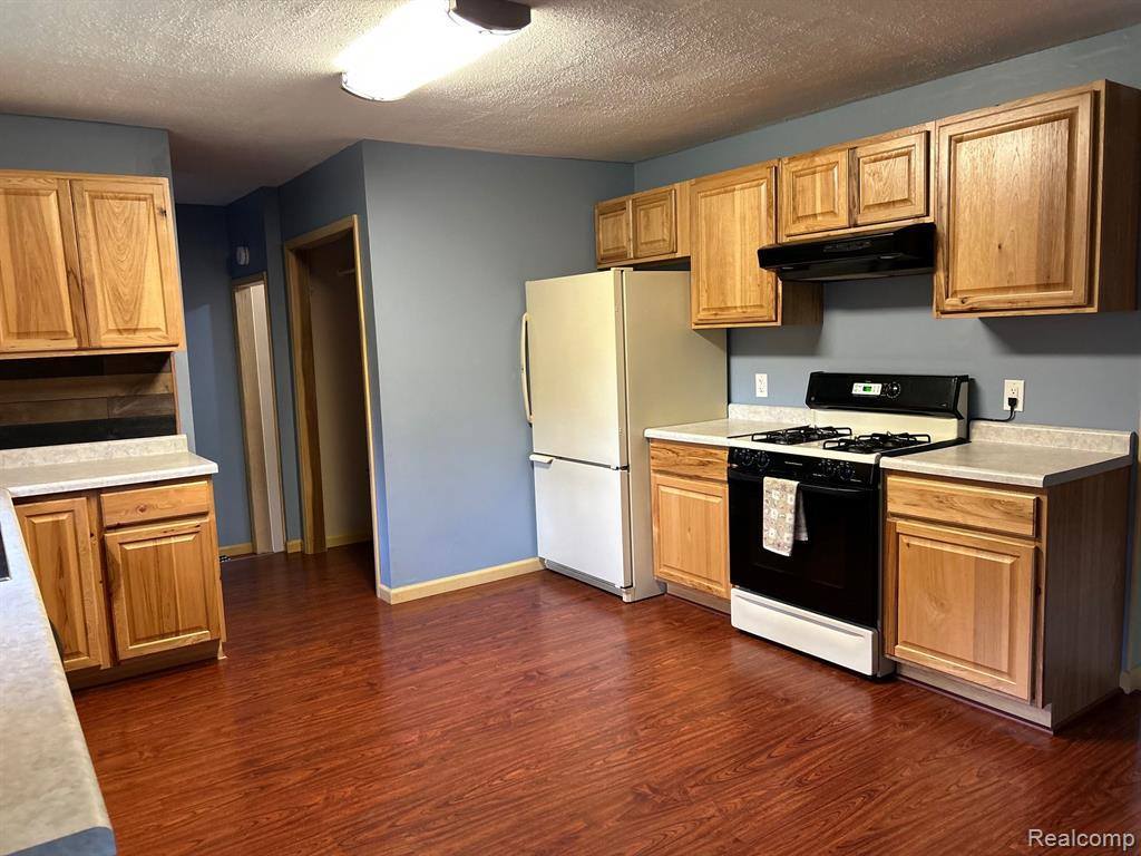 3585 Bowers Road, Attica, MI 48412