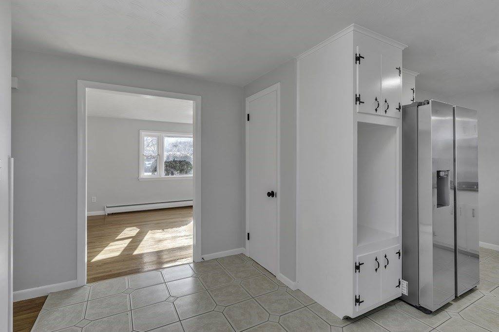 121 Herrman St, West Springfield, MA 01089