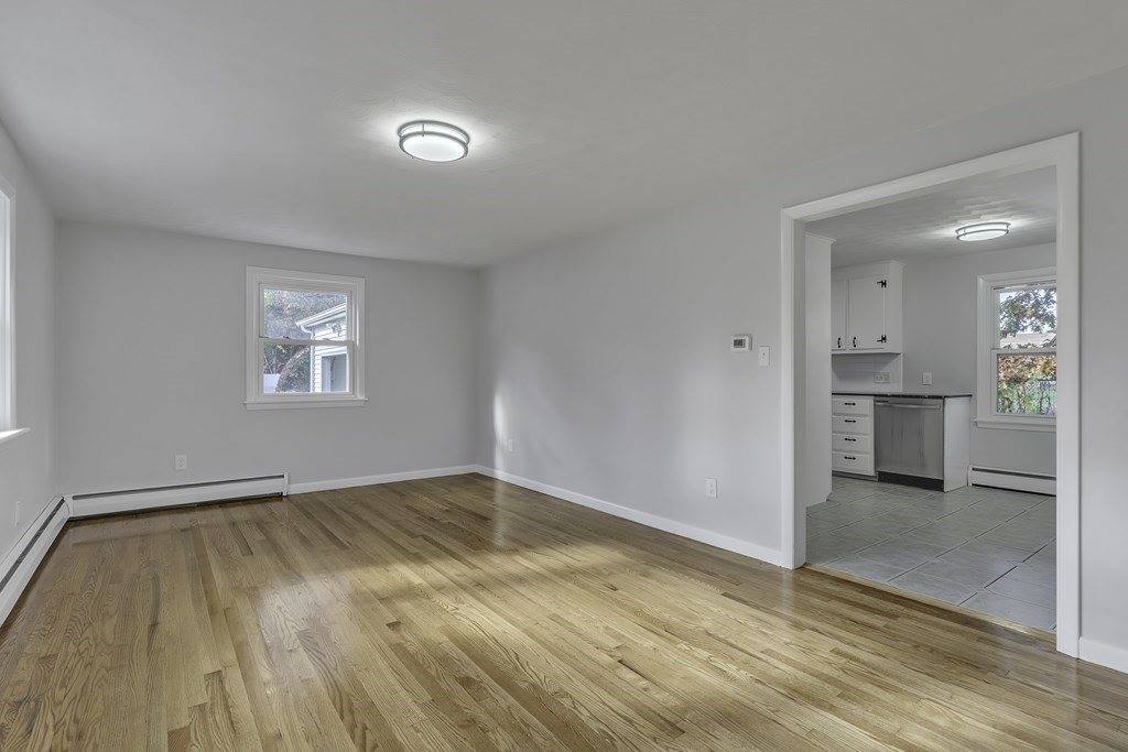 121 Herrman St, West Springfield, MA 01089