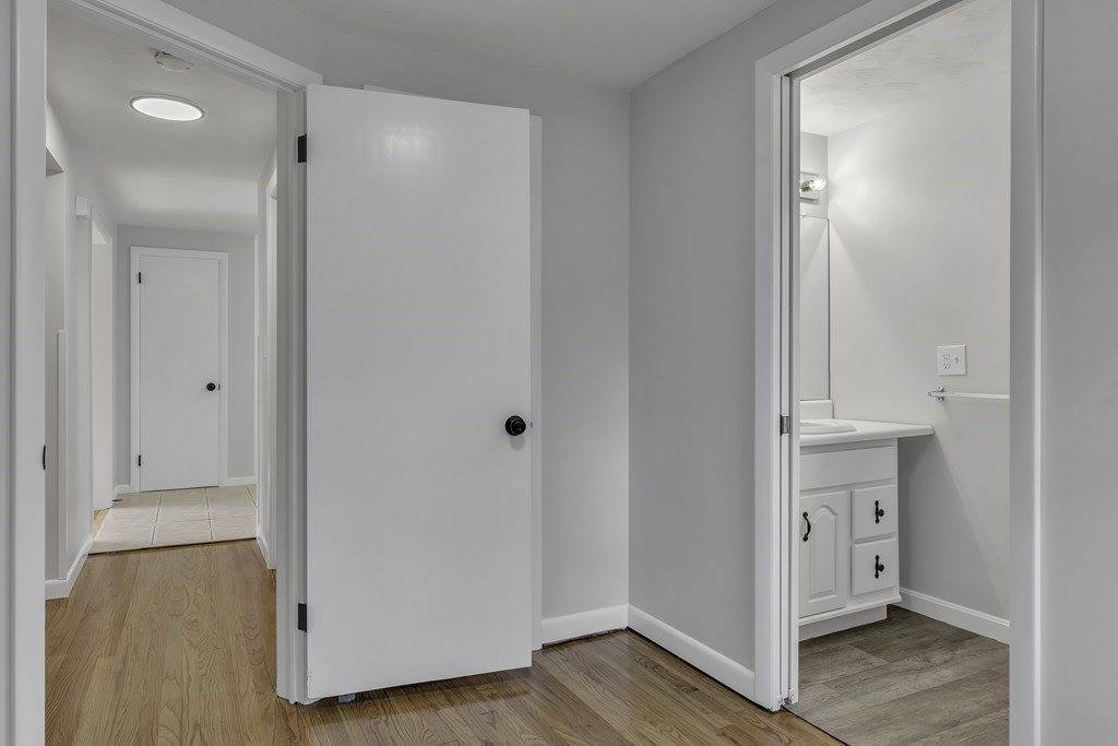 121 Herrman St, West Springfield, MA 01089