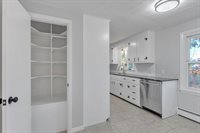 121 Herrman St, West Springfield, MA 01089