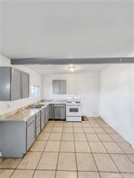 11985 Chamberlaine Way, Adelanto, CA 92301