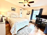 8 Hilltop Drive, Rockport, ME 04856