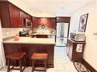 8 Hilltop Drive, Rockport, ME 04856