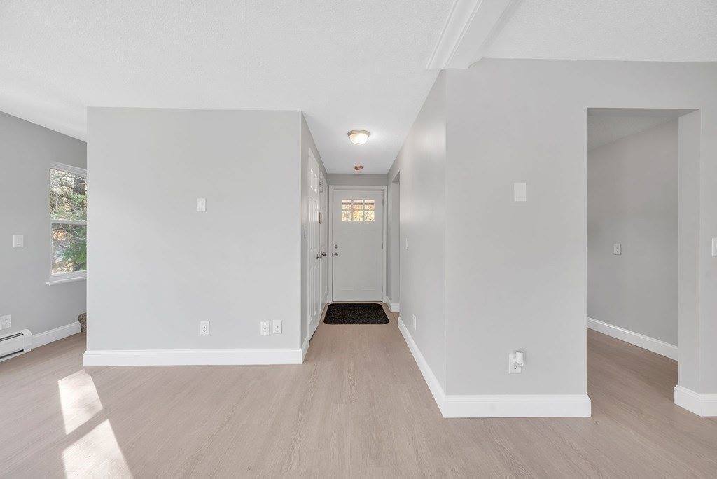 305 Denver St, Springfield, MA 01109