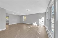 305 Denver St, Springfield, MA 01109