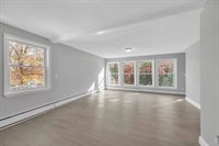 305 Denver St, Springfield, MA 01109