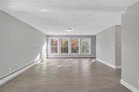 305 Denver St, Springfield, MA 01109