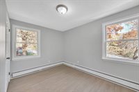305 Denver St, Springfield, MA 01109