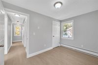 305 Denver St, Springfield, MA 01109