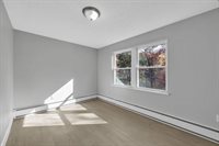 305 Denver St, Springfield, MA 01109