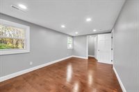 5 Edgewood Rd, Wilbraham, MA 01095