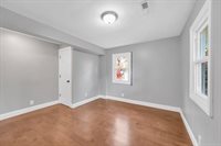 5 Edgewood Rd, Wilbraham, MA 01095