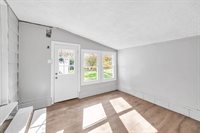 5 Edgewood Rd, Wilbraham, MA 01095