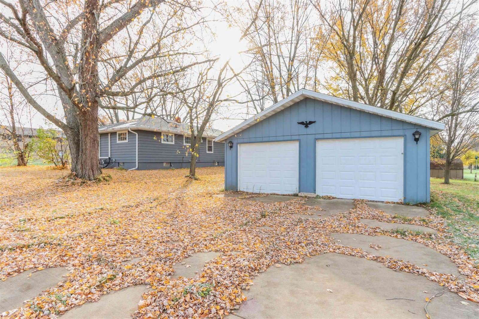 6937 Hillcrest Avenue, Rudolph, WI 54475