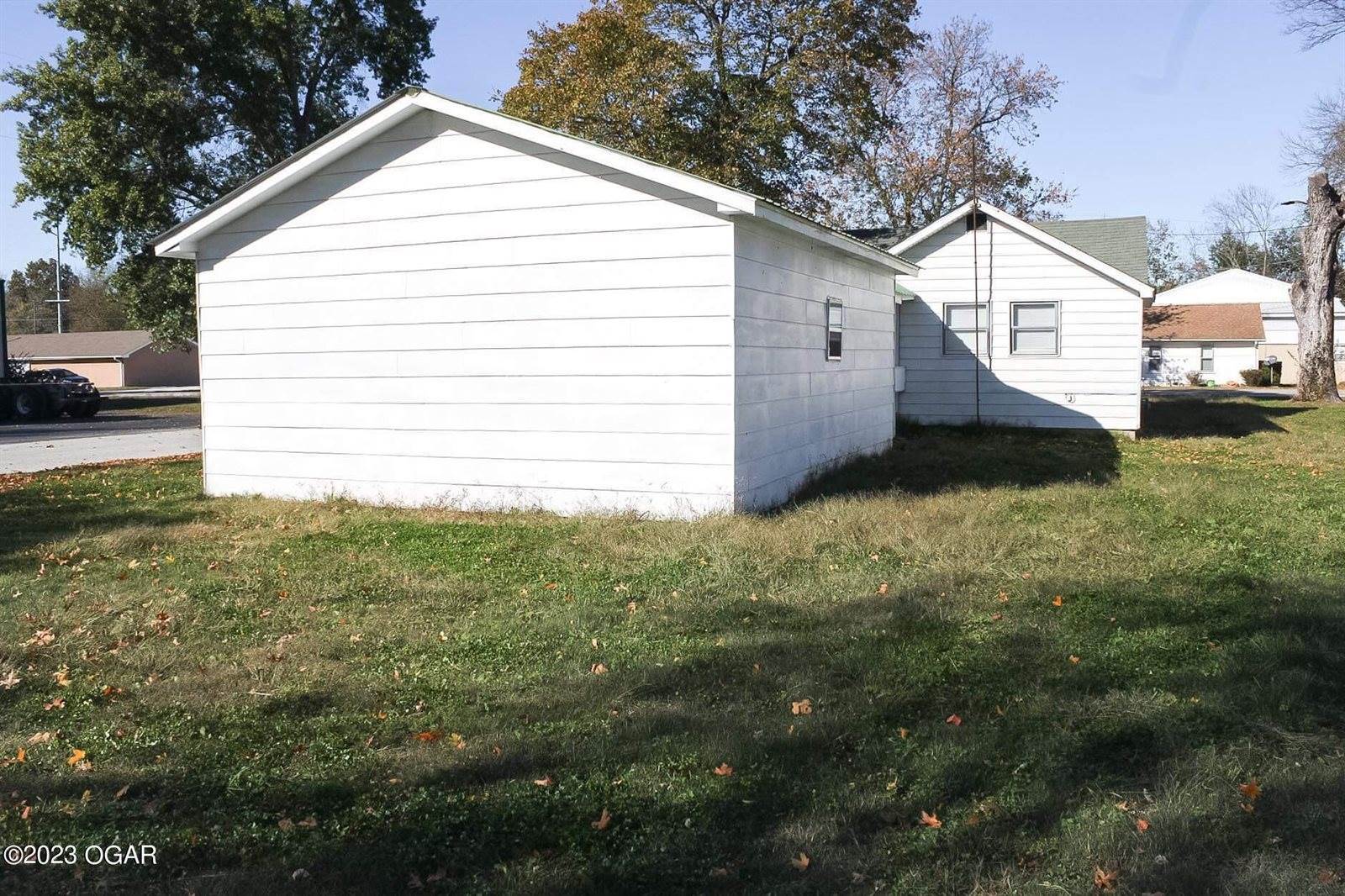 1702 Olive Street, Seneca, MO 64865