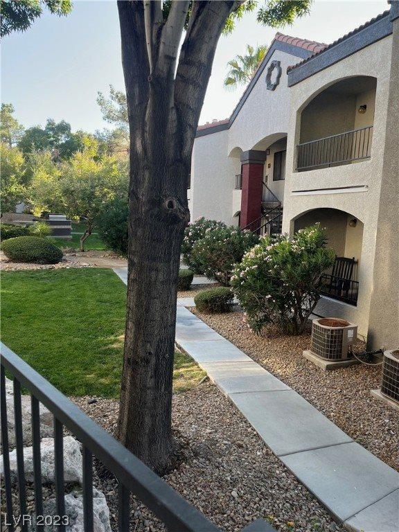 950 Seven Hills Drive, Henderson, NV 89052