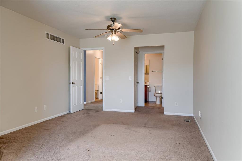 1203 SW Wysteria Drive, Lee's Summit, MO 64082