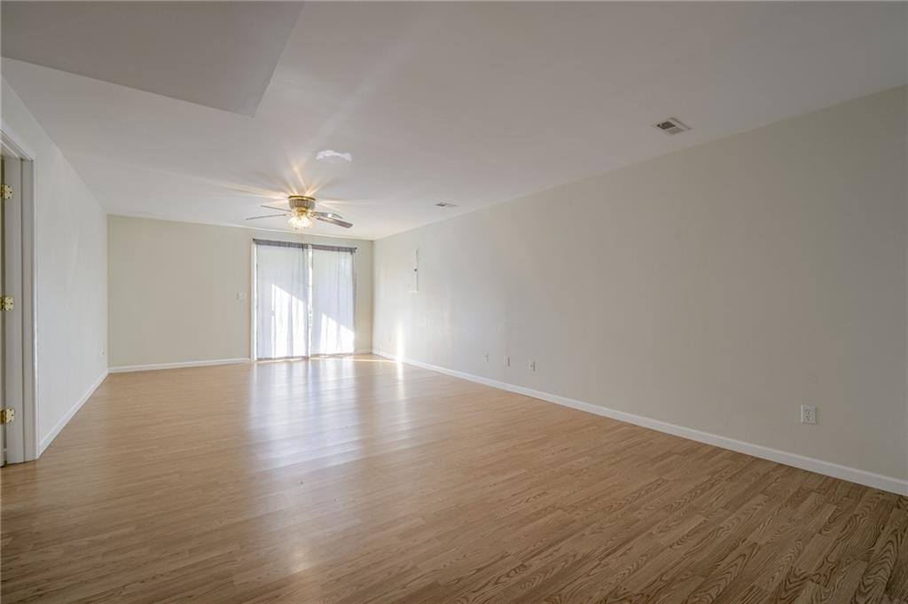 1203 SW Wysteria Drive, Lee's Summit, MO 64082