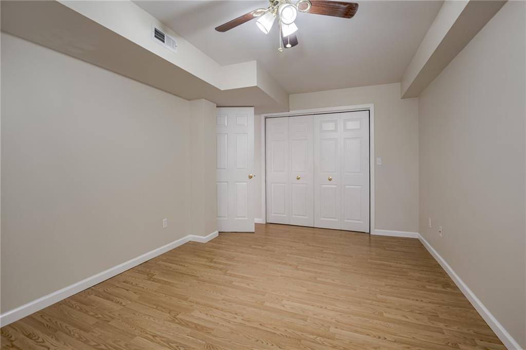 1203 SW Wysteria Drive, Lee's Summit, MO 64082