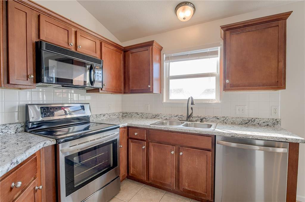 1203 SW Wysteria Drive, Lee's Summit, MO 64082