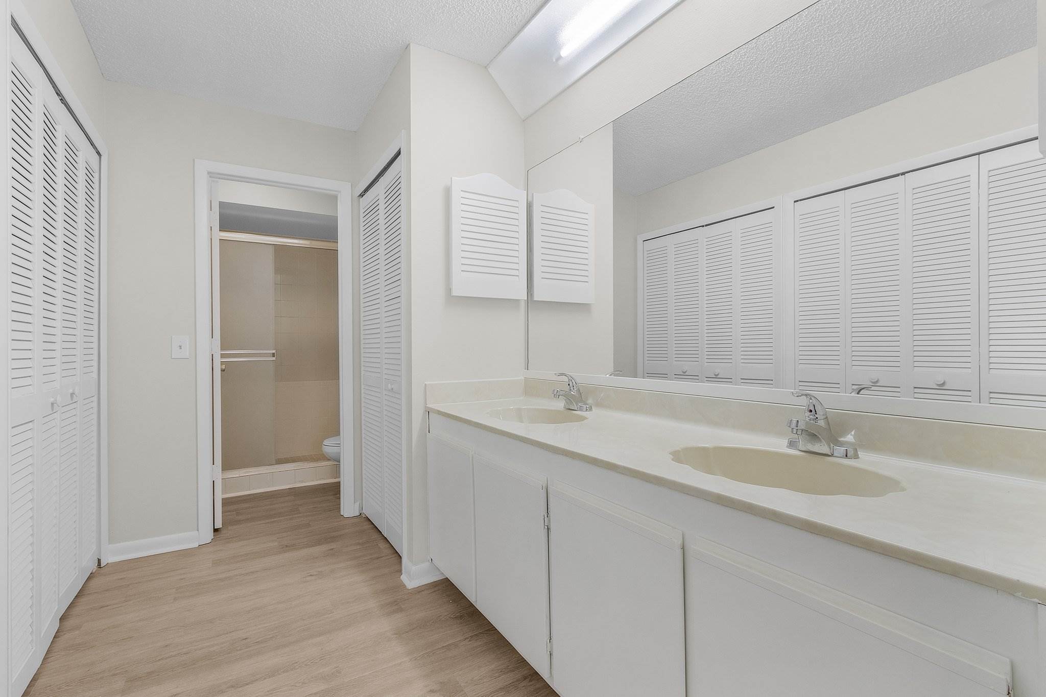 11653 Pointe Circle Dr, Fort Myers, FL 33908