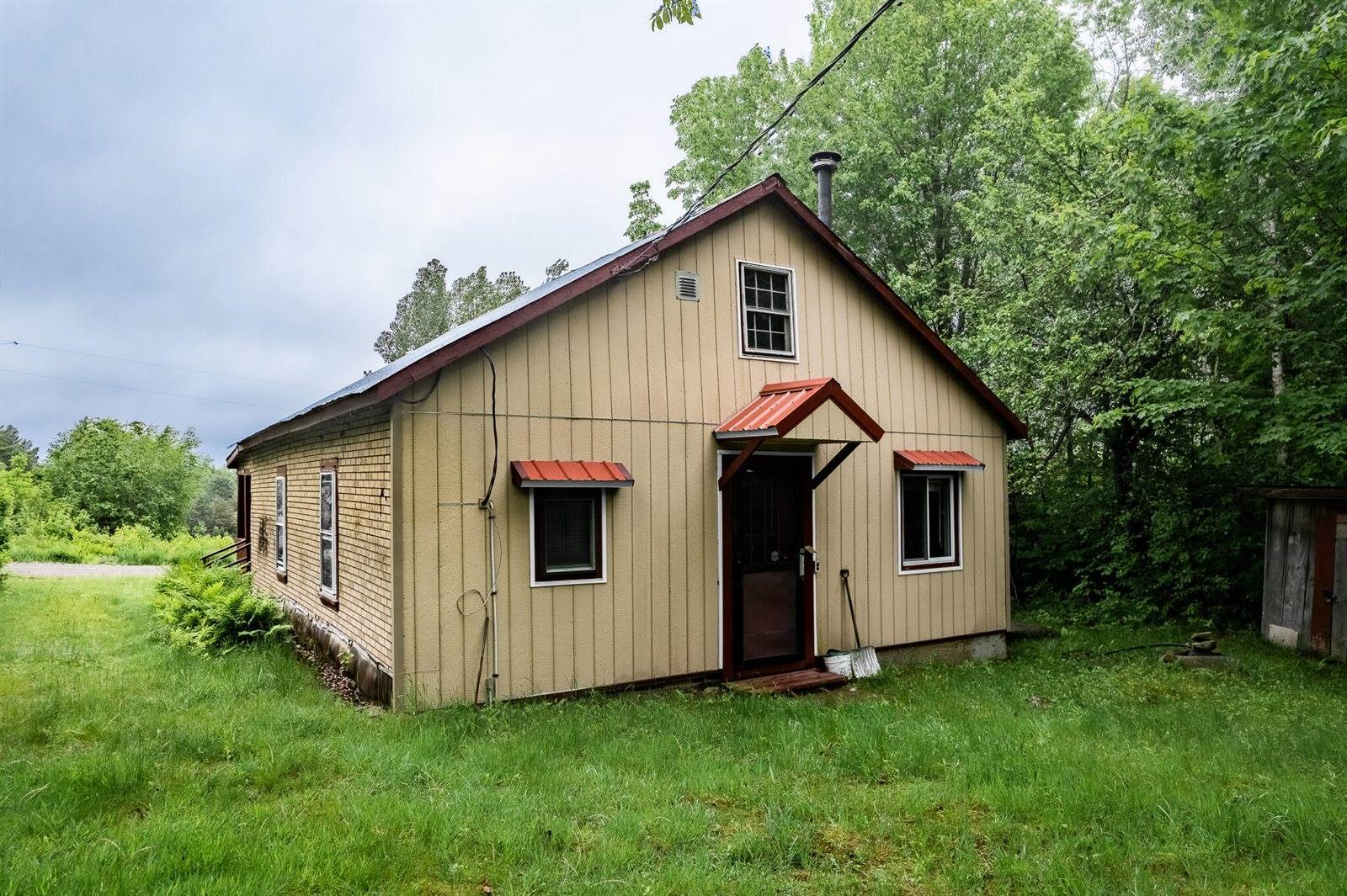 2434 Greenfield Road, Summit Township, ME 04418