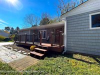 20 Meredith Drive, Tinton Falls, NJ 07724