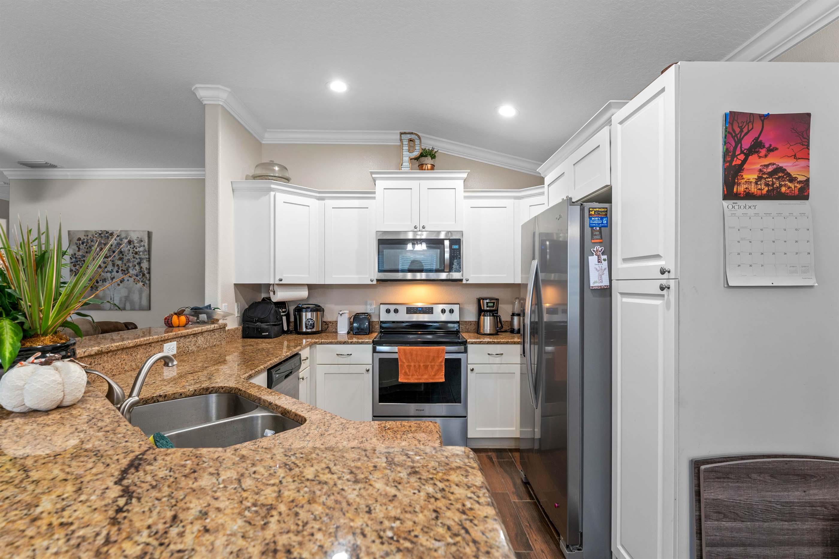 366 Lake Street, Umatilla, FL 32784