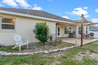 366 Lake Street, Umatilla, FL 32784