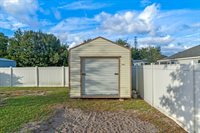 366 Lake Street, Umatilla, FL 32784