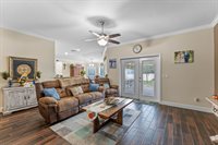 366 Lake Street, Umatilla, FL 32784