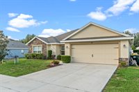 366 Lake Street, Umatilla, FL 32784