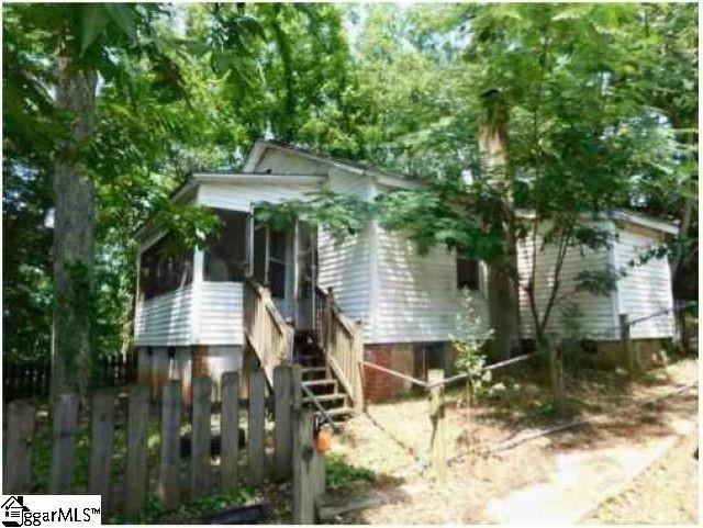 114 Morris, Pickens, SC 29671