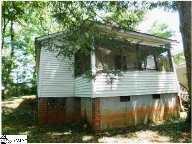 114 Morris, Pickens, SC 29671