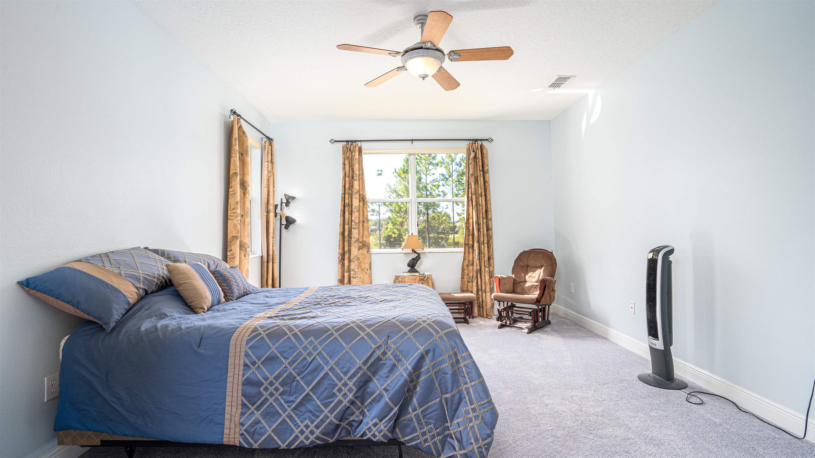 1848 Strathmore Cir, Mount Dora, FL 32757