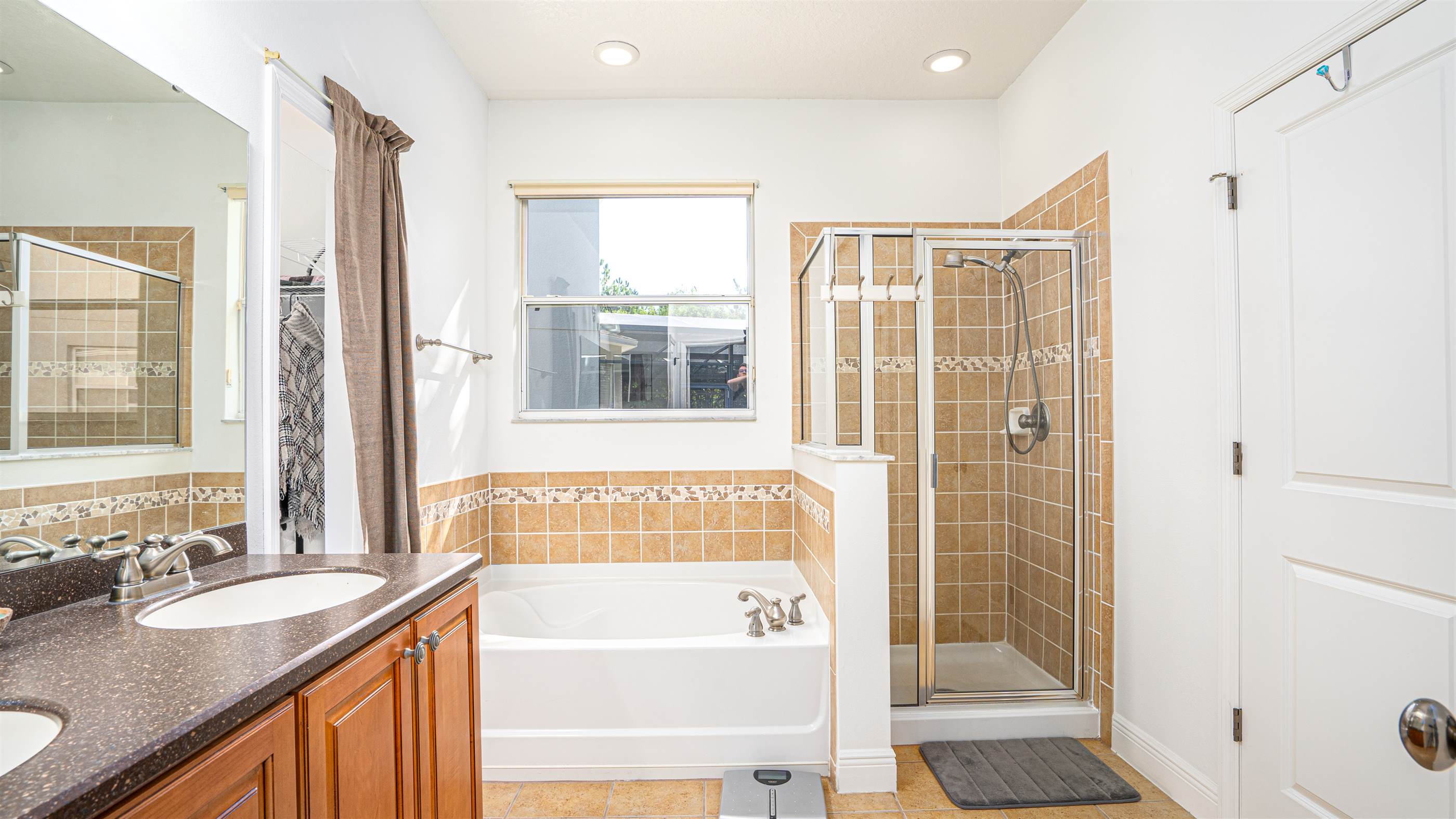 1848 Strathmore Cir, Mount Dora, FL 32757