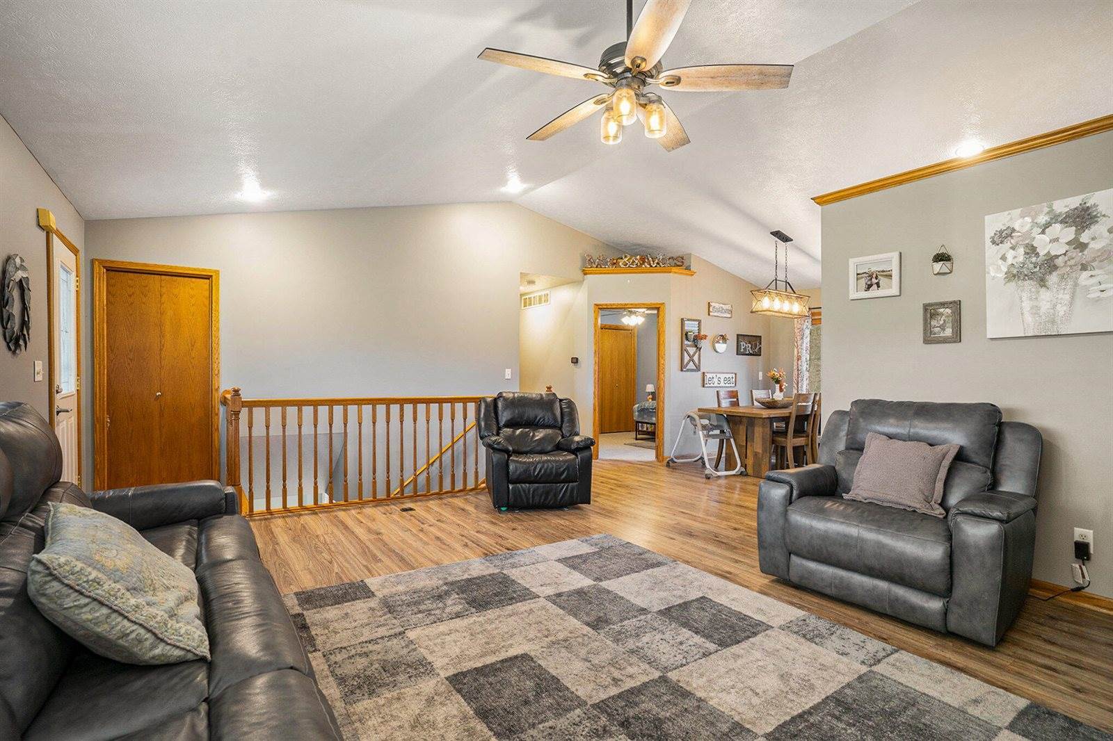 5576 Blue Spruce Lane, Fennville, MI 49408