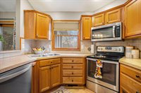 5576 Blue Spruce Lane, Fennville, MI 49408