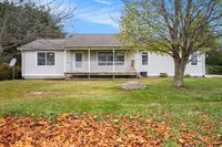 5576 Blue Spruce Lane, Fennville, MI 49408