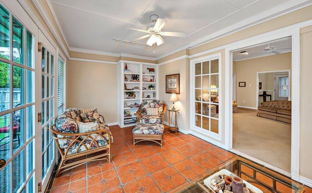 606 Chapel View Drive, Waco, TX 76712