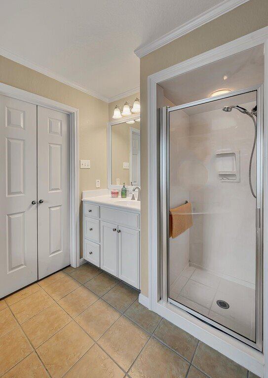 606 Chapel View Drive, Waco, TX 76712