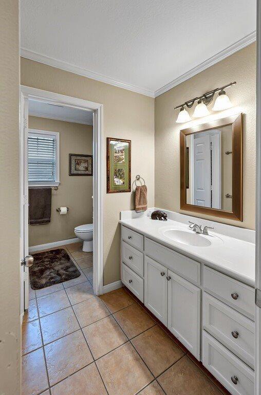 606 Chapel View Drive, Waco, TX 76712