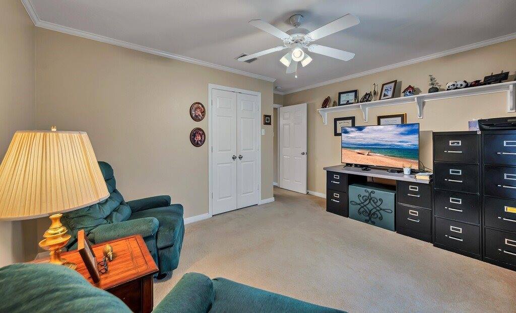 606 Chapel View Drive, Waco, TX 76712