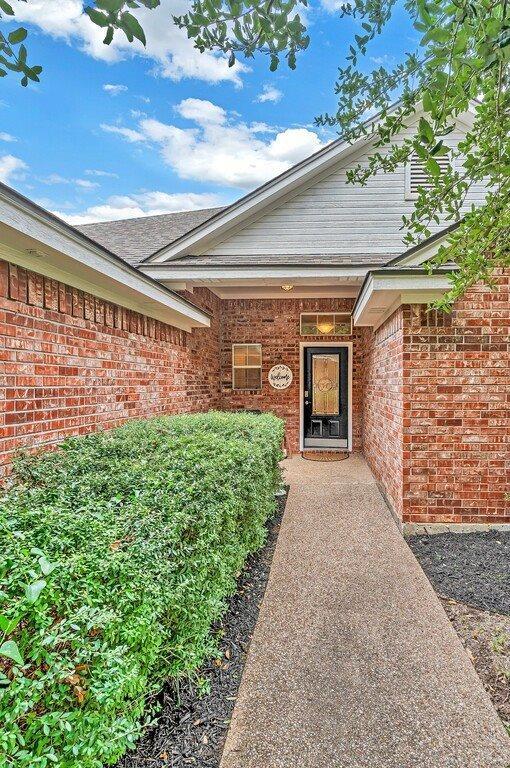 606 Chapel View Drive, Waco, TX 76712