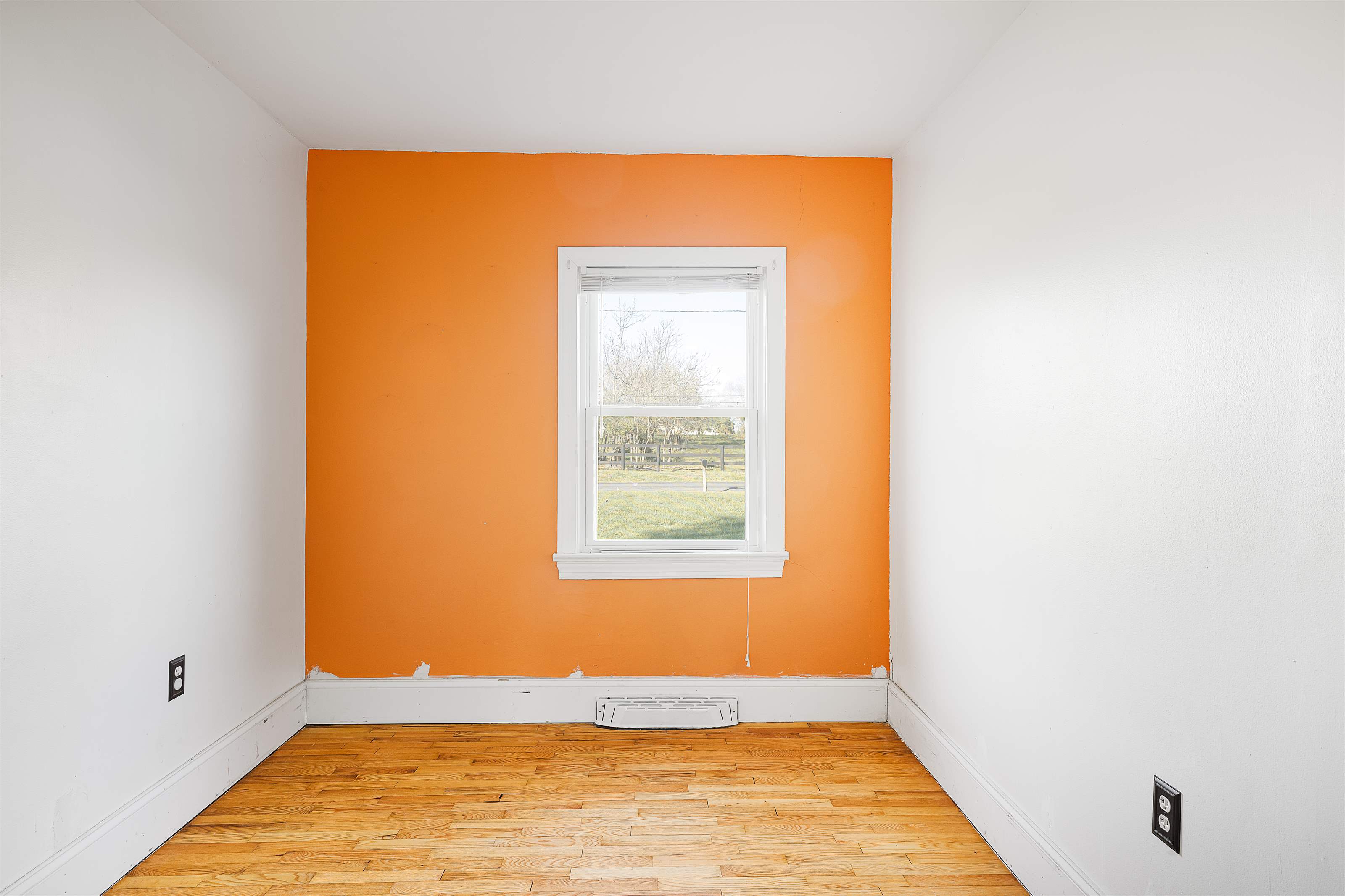 252 Russell Road, Berryville, VA 22611