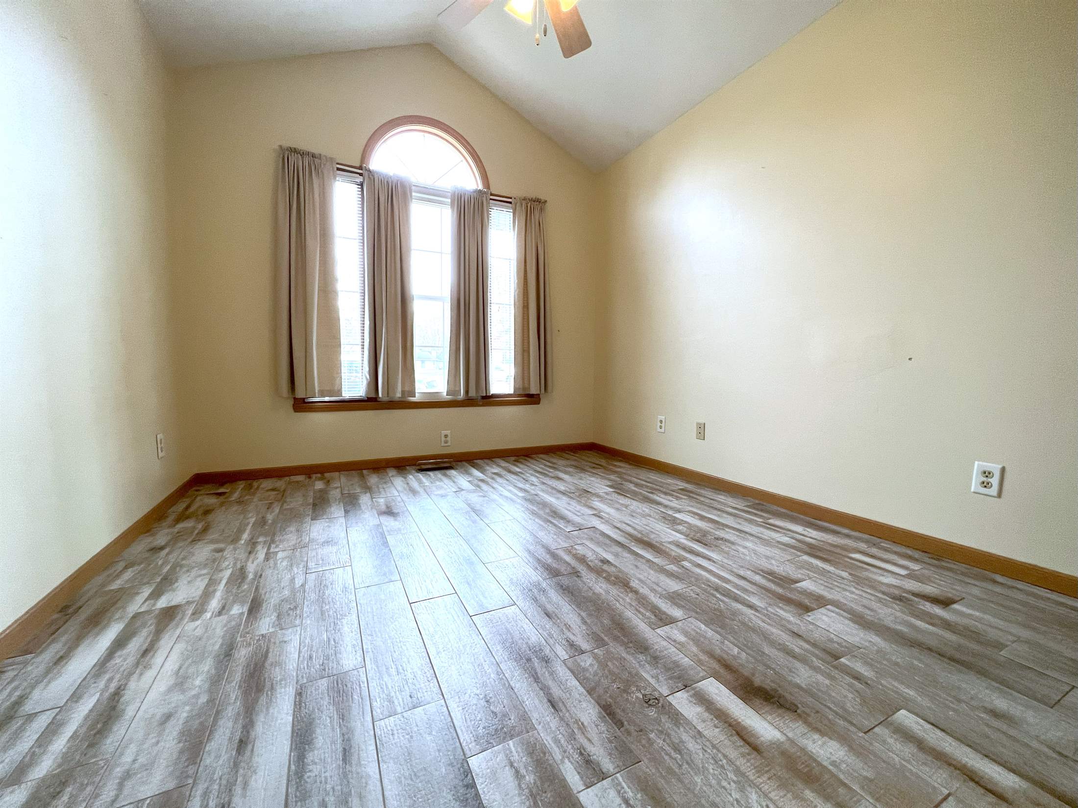 1763 Apple Tree, Terre Haute, IN 47803