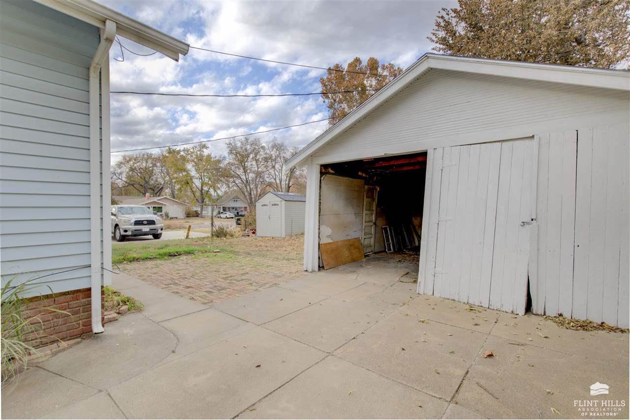 224 W Wilson Street, Salina, KS 67401